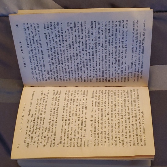 10/$10 John Grisham "The Chamber" novel - Picture 4 of 6